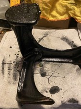 Cast  iron shoe repair last