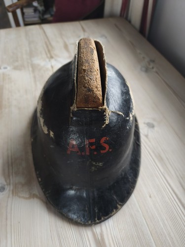 2 fireman s helmet - ww,