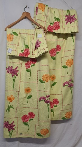 Pale yellow printed boxed - yellow,