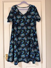 Carolina dress room Alice in