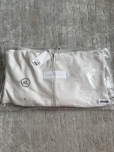 Supreme mm6 maison margiela - supreme®/mm6,