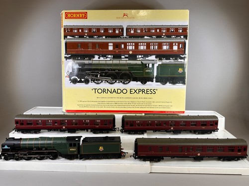 Hornby r3059 tornado express - r3059,