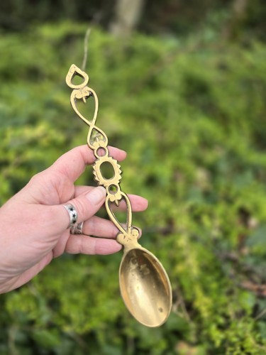 Vintage ornate brass welsh - vintage,