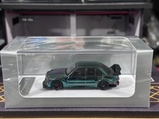 DCM 1/64 Mercedes Benz 190E