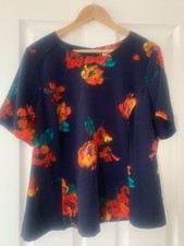 DICKENS AND JONES TAILORED NAVY FLORAL TOP UK 16