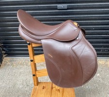 Tekna GP Saddle. 17" Beautiful Nut Brown Colour.