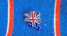 VINTAGE GLASGOW RANGERS "UNION JACK LION RAMPANT" PIN BADGE RARE FIND L@@K