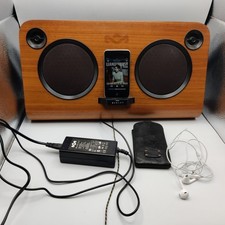 Apple iPod Touch 8gb A1288 & Plus Marley Docking Station Get Up Stand Up Dock