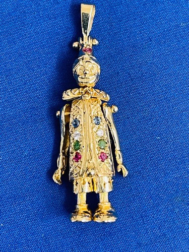 Heavy 9gm 9ct gold - heavy,