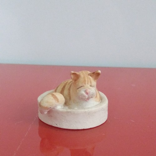 Cat collectable small - cat,