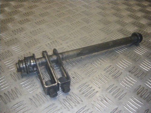 Suzuki 900 rear - rf,