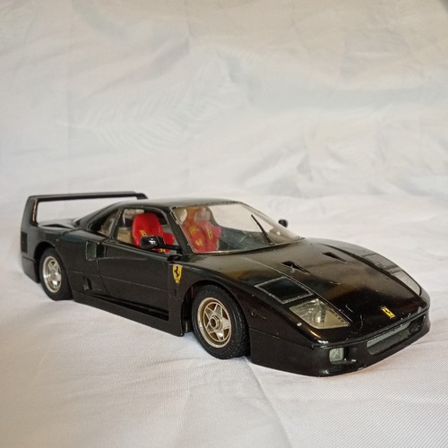 Black burago ferrari f40 24 - black, 1:24