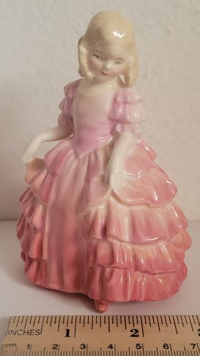 Vintage royal doulton figurine - vintage,