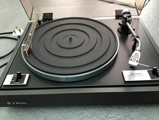 TRIO BELT DRIVE TURNTABLE