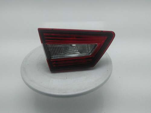 Renault clio tail light rear - renault,