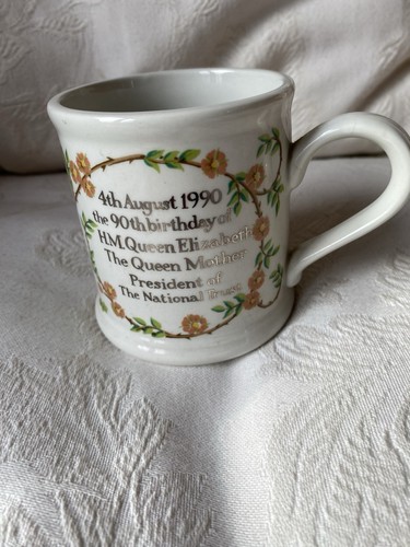 The national trust queen - the,