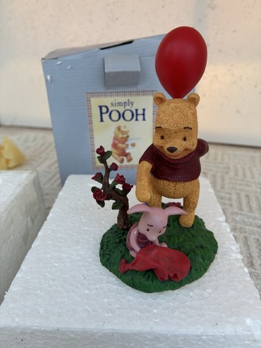Disney simply pooh figurine - "simply, pooh"