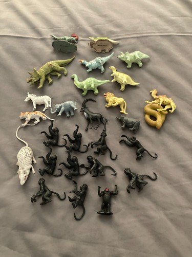 Kids plastic toy - metal),
