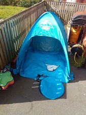 Pop up beach garden tent blue with pegs and carry bag