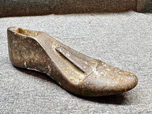 Antique cast iron - shoe, last