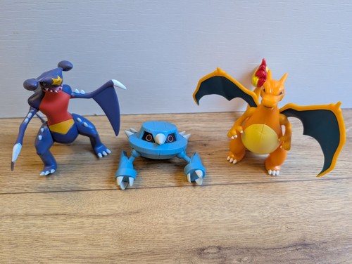 Pokemon charizard garchomp - charizard,