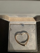 Ernest Jones, solid, Sterling