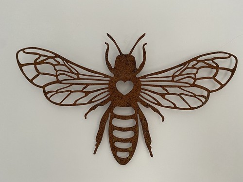 Rustic metal bee wall - rustic,