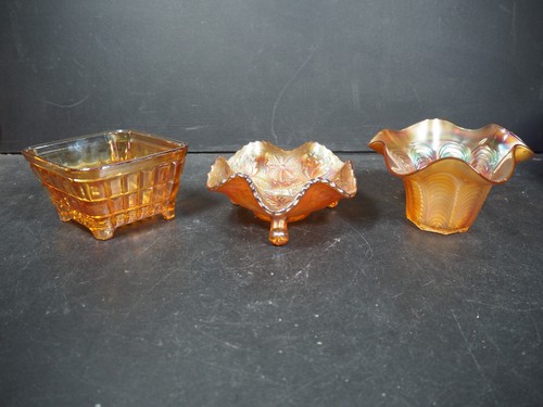 Vintage carnival glass - x,