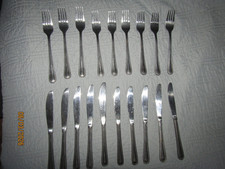 Set of 19 Housley