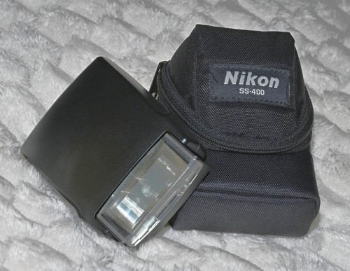 Nikon 400 speedlight flash - sb-400,