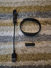 Fitbit Flex 2 Activity Tracker Bundle with Tracker, Charger & Wristbands