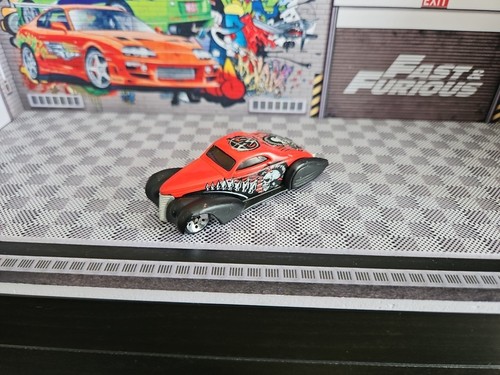 Hot wheels swoop - hot, red