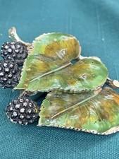 VINTAGE SIGNED EXQUISITE LEAF