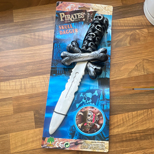 Carnival toys pirates skull - carnival,