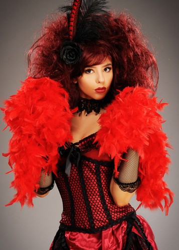 Burlesque showgirl dancer - burlesque,