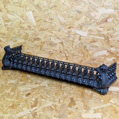 Small black cast iron - black,