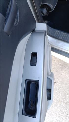 Rear left power - left, switch