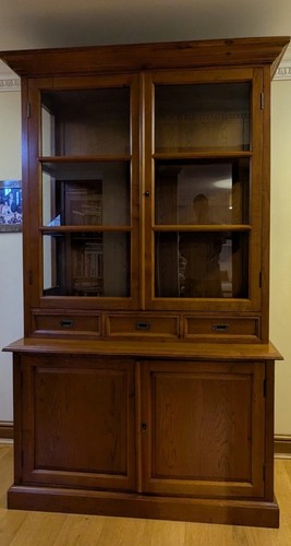 Oak and glass - glass,