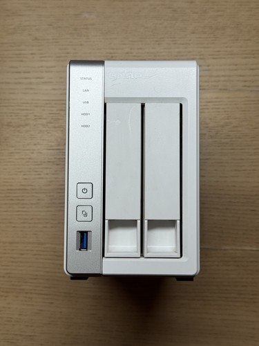Qnap 231 bay nas unit - 2,