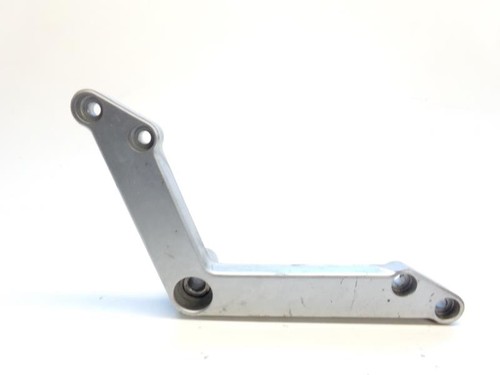 Right engine support suzuki - right,