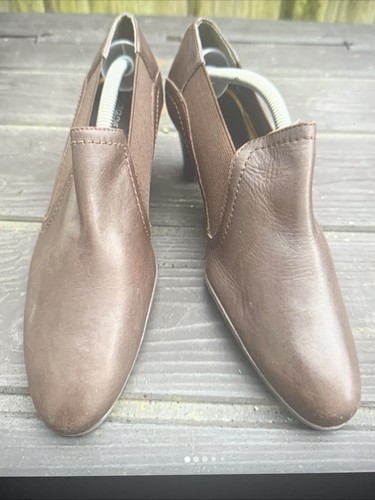 Shoes brown elasticated - shoes, tops