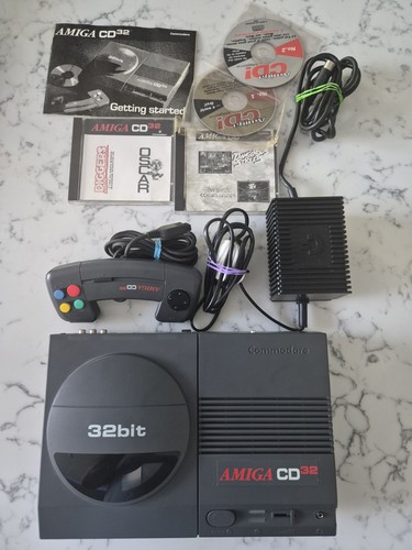 Commodore amiga cd32 console - amiga,