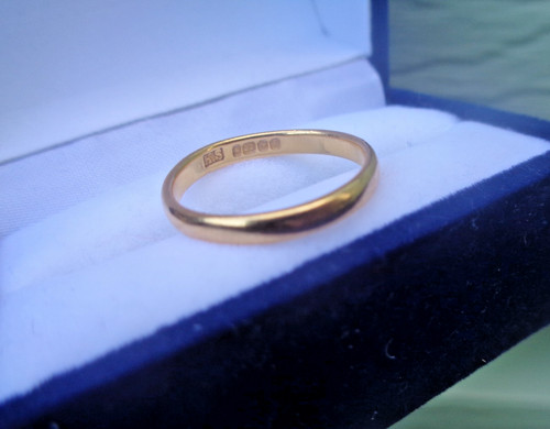 22ct gold wedding - 22ct, band