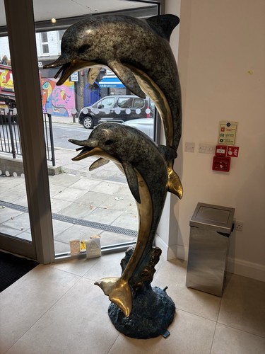 Bronze dolphins water fountain - bronze,