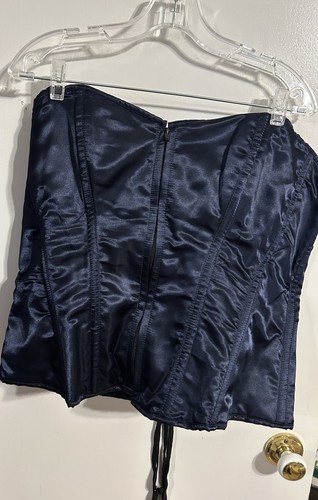 Daisy corsets top drawer - top,