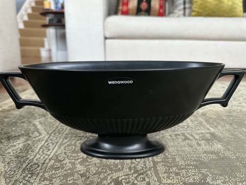 Vintage large wedgwood black - large,