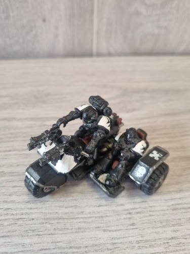 Warhammer 40k space marine - warhammer,