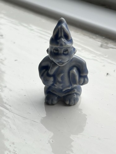 Wade whimsie arthur hare blue - arthur,