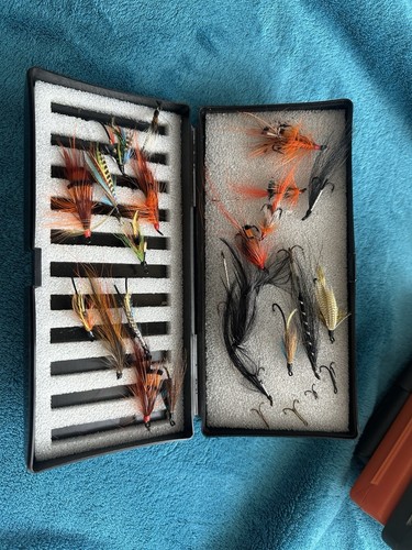 Fly fishing box with - , files