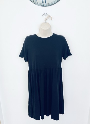 Boohoo black ruffle short - ruffle,